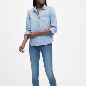BANANA REPUBLIC QUINN BOY FIT DENIM SHIRT